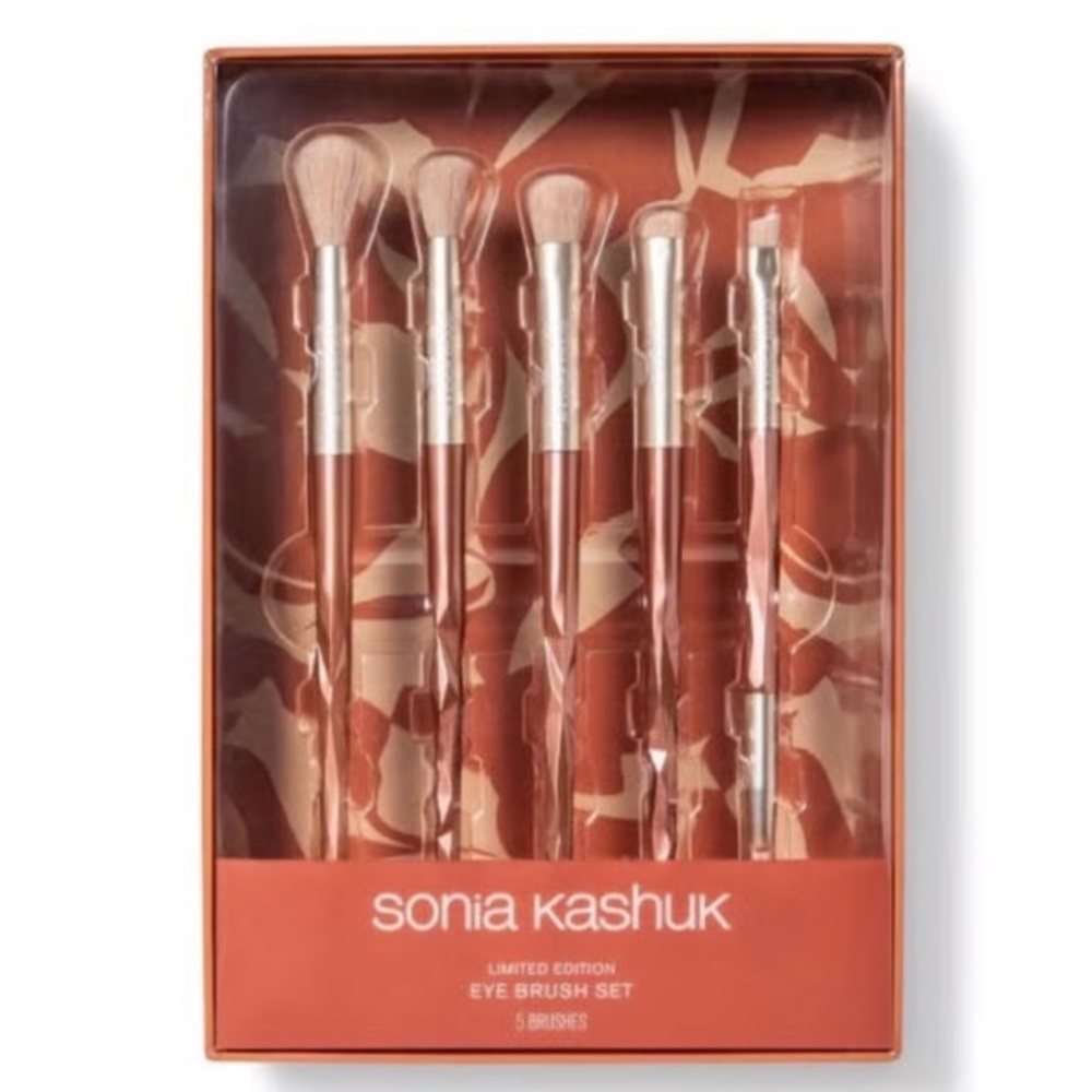 SONIA KASHUK EYE MAKEUP BRUSH SET GIVEAWAY
